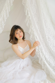 高校女厕再现偷窥
